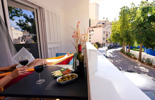 La Herradura Apartment | Casa Meandro: 9min➟⛱️⋆Terrace⋆Garage Parking⋆AC⋆WiFi⋆Washing Machine