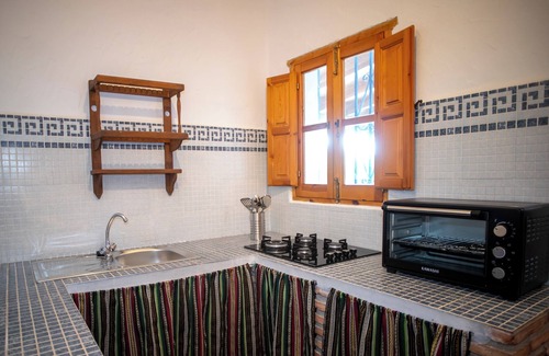 Almunecar Cottage | Casa Rural con Vistas al Mar y Silencio Natural