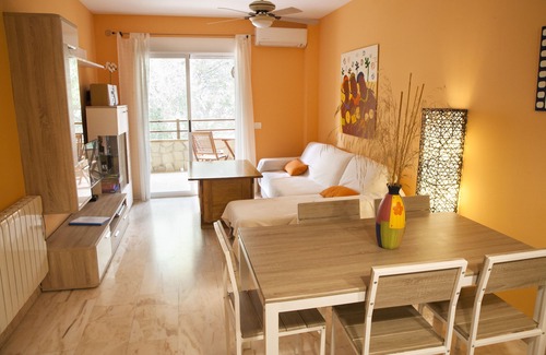 La Herradura Apartment | Charming apartment next to the beach and in the center of town