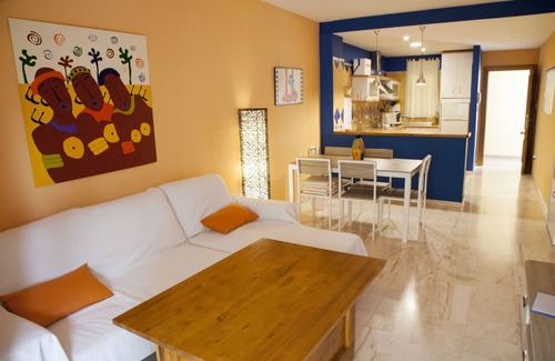 La Herradura Apartment | Charming apartment next to the beach and in the center of town