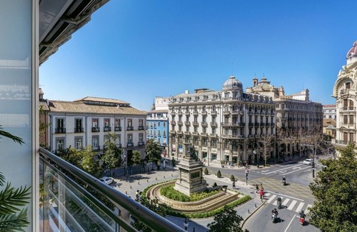Central District Apartment | Charming Centric Apartment Best for Families. Isabel la Católica III