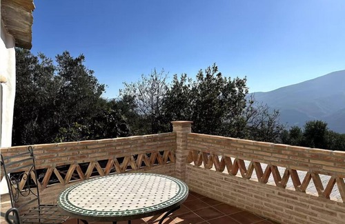 Orgiva House | Cortijo Al-Andalus Casa Azahar