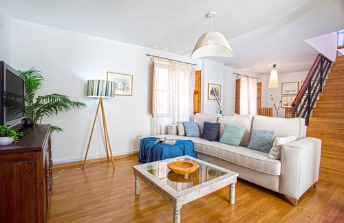 Central District Apartment | Cosy Duplex, Near Major Attractions. Piedra Santa