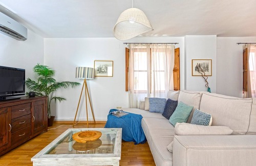 Central District Apartment | Cosy Duplex, Near Major Attractions. Piedra Santa