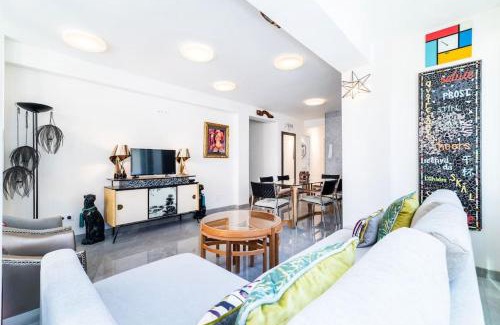 Central District Apartment | Elegante Apartamento en Granada Centro