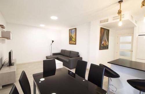 Plaza de Toros-Doctores-San Lazaro Apartment | 120 m² Apartment ∙ 3 bedrooms ∙ 8 guests