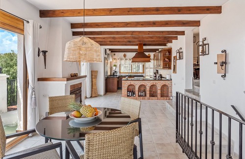 Velilla-Taramay Villa | Exclusive Villa with Panoramic Views and Private Pool