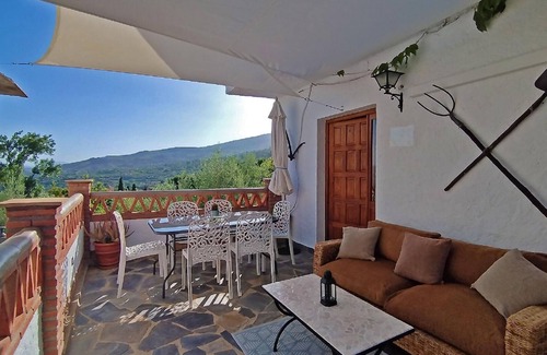 Nechite House | Holiday house Valor for 1 - 8 persons with 3 bedrooms - Holiday house