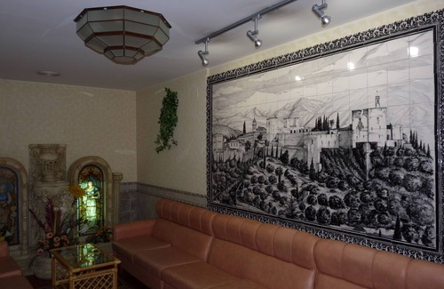 Los Banos Hostel | Hostal Rural Montual