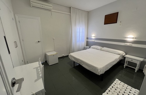 Baza Hostel | Hostal Venta del Sol