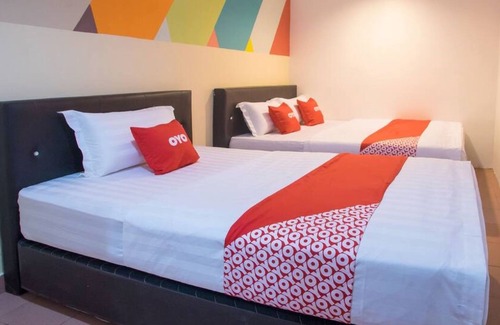 Shah Alam Hotel | Hotel O Taj (seksyen 13)