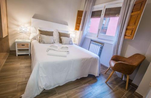 Central District Apartment | Ibericabeds Plaza Nueva Suite 21