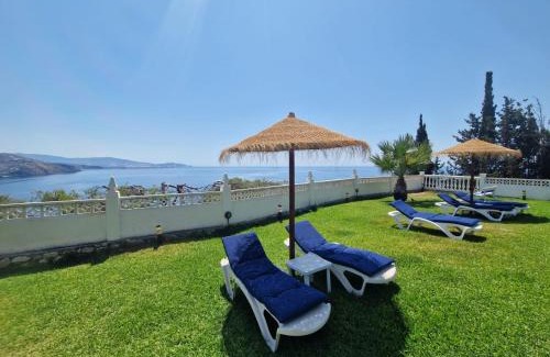 Velilla-Taramay House | las flores