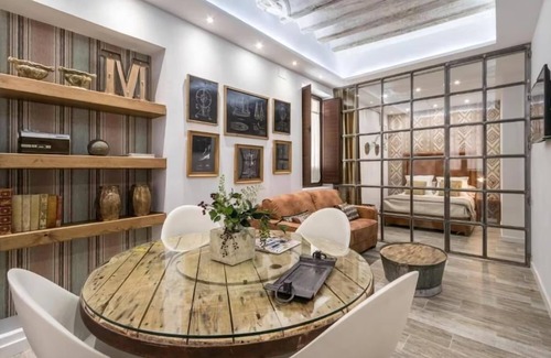 Camino de Ronda Apartment | LOFT GRACIA