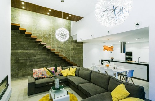 Salobrena Villa | Luxury villa with heated pool and sea views