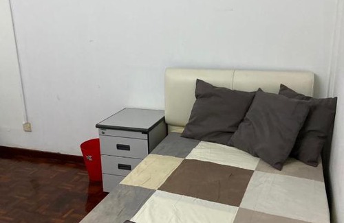 Petaling Jaya House | Mahaletchumi Homestay