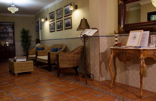 Salobrena House | Motel ∙ 8 guests