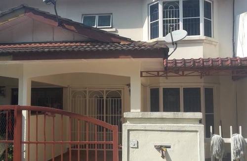 Bandar Kinrara Resort | Private room ∙ 1 guest