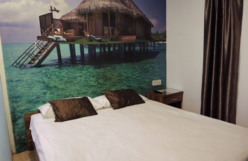 Chinatown Hotel | Rain Forest Hotel