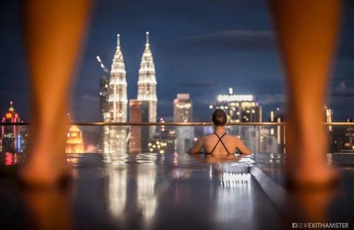 Chow Kit Hostel | Regalia Infinity Skypool