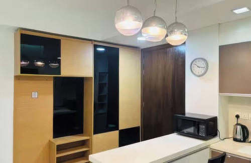 Chow Kit Condo | Regalia Residence KL Infinity Pool