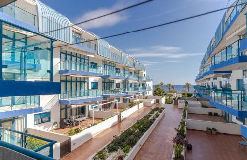 Castell de Ferro Apartment | RentitSpain Castell Playa, vistas y parking