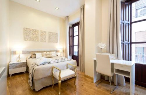 Central District Apartment | REYES CATÓLICOS I