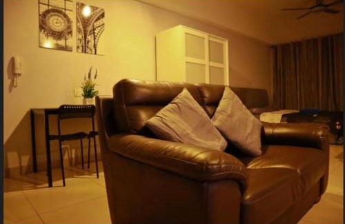 Cyberjaya Apartment | Studio, CYBERJAYA, Netflix, Wifi, Free Parking, 3030