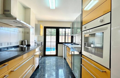 Velilla-Taramay House | Villa in Velilla with Pool near Beach