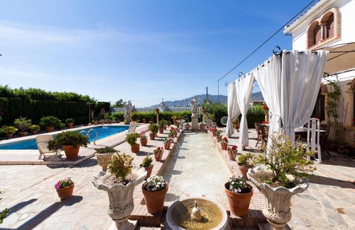 Niguelas Villa | Villa verde