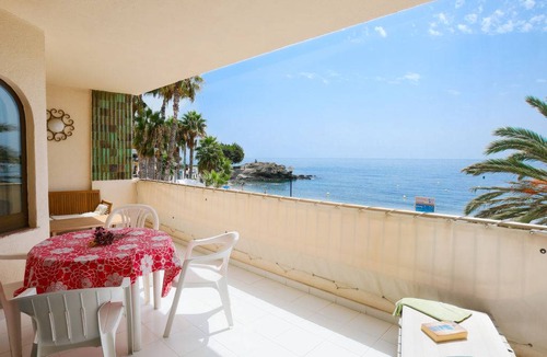 Almunecar Apartment | 100 m² Apartment ∙ 1 bedroom ∙ 3 guests
