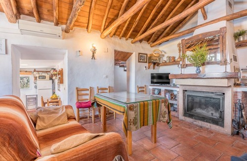 Conchar House | 100 m² House ∙ 3 bedrooms ∙ 6 guests