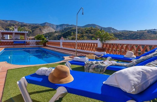 Almunecar House | 100 m² House ∙ 3 bedrooms ∙ 6 guests