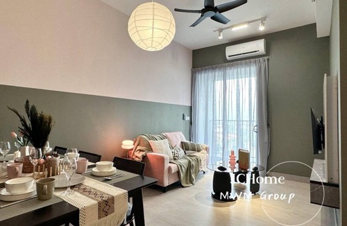 Shah Alam House | 100 m² House ∙ 3 bedrooms ∙ 6 guests