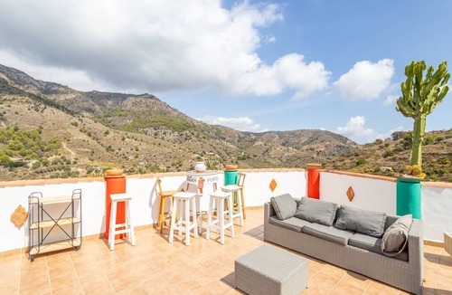 Almunecar House | 110 m² House ∙ 3 bedrooms ∙ 6 guests