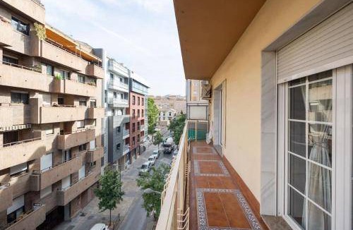 Camino de Ronda Apartment | 113 m² Apartment ∙ 3 bedrooms ∙ 5 guests
