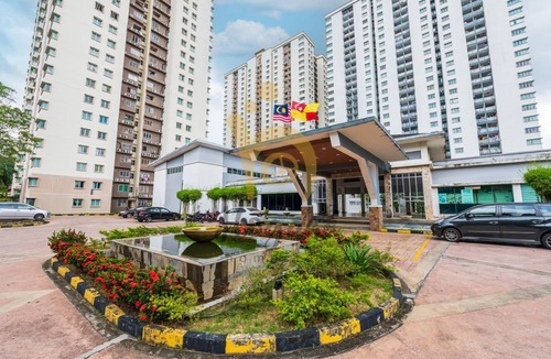 Seri Kembangan Apartment | 114 m² Apartment ∙ 3 bedrooms ∙ 10 guests