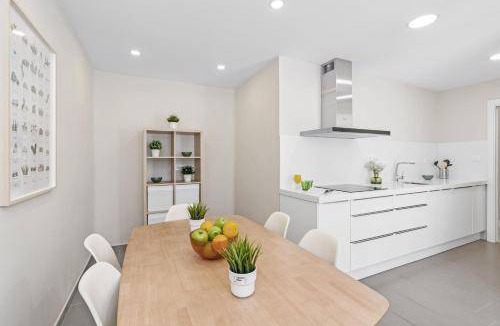 Figares Apartment | 120 m² Apartment ∙ 3 bedrooms ∙ 6 guests