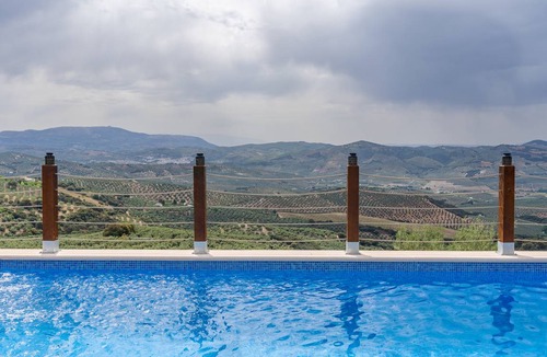 Montefrio House | 120 m² House ∙ 3 bedrooms ∙ 8 guests