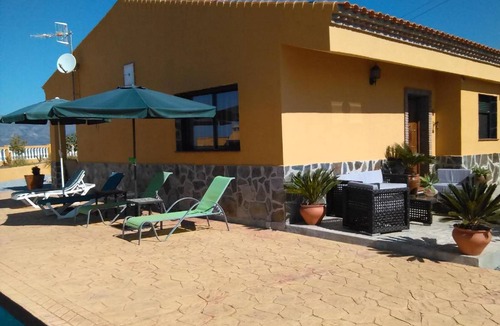 Itrabo House | 130 m² House ∙ 3 bedrooms ∙ 6 guests