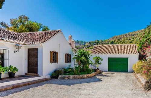 Almunecar House | 150 m² House ∙ 3 bedrooms ∙ 6 guests