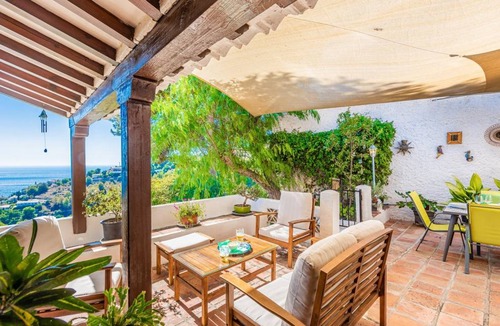 Almunecar House | 150 m² House ∙ 3 bedrooms ∙ 6 guests