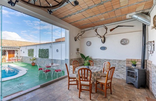 Pinos Puente House | 150 m² Maisonette ∙ 5 bedrooms ∙ 14 guests