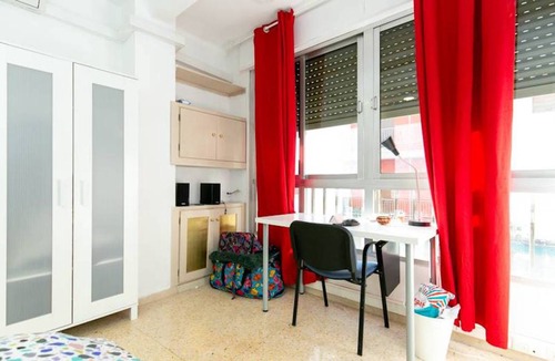 Central District Resort | 150 m² Private room ∙ 1 bedroom ∙ 1 guest