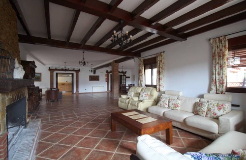 Loja House | 1500 m² House ∙ 10 bedrooms ∙ 20 guests