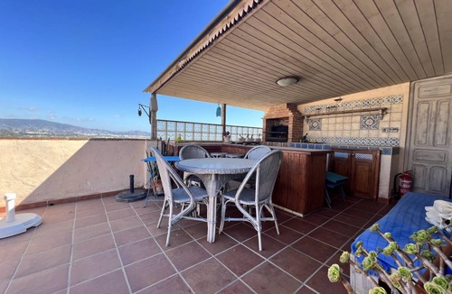 Salobrena House | 160 m² House ∙ 3 bedrooms ∙ 6 guests