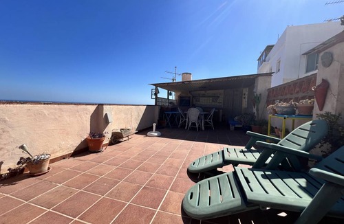 Salobrena House | 160 m² House ∙ 3 bedrooms ∙ 6 guests