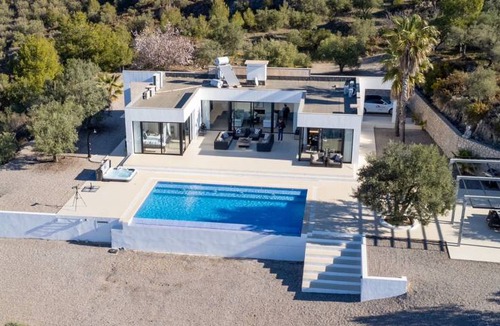 Jete Villa | 160 m² Villa ∙ 3 bedrooms ∙ 6 guests