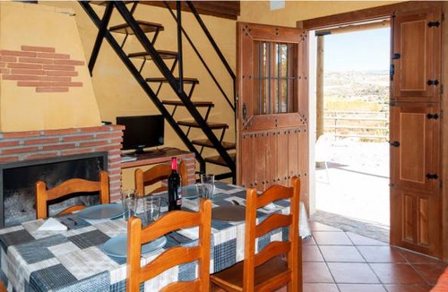 Arenas del Rey House | 2 bedroom accommodation in Arenas del Rey