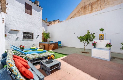 Padul House | 200 m² House ∙ 2 bedrooms ∙ 6 guests